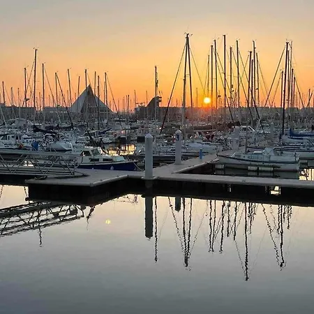 公寓 Duplex Capricia Met Zwembad Jachthaven