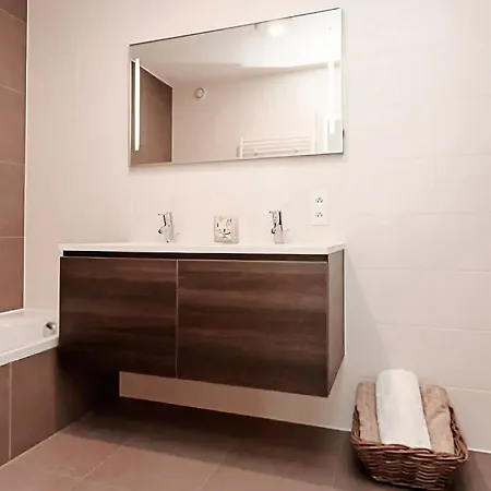 Duplex Capricia Met Zwembad Jachthaven 니우포르트