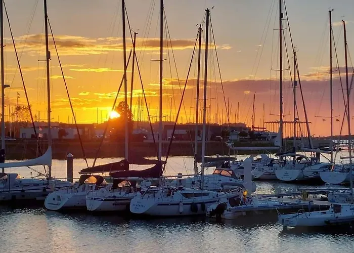 Duplex Capricia Met Zwembad Jachthaven 아파트 니우포르트