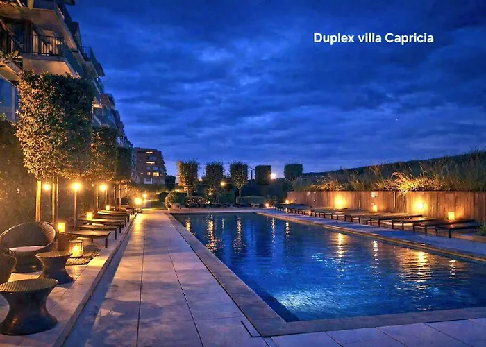 Duplex Capricia Met Zwembad Jachthaven 아파트 *