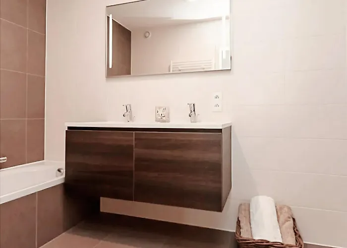 Duplex Capricia Met Zwembad Jachthaven 니우포르트